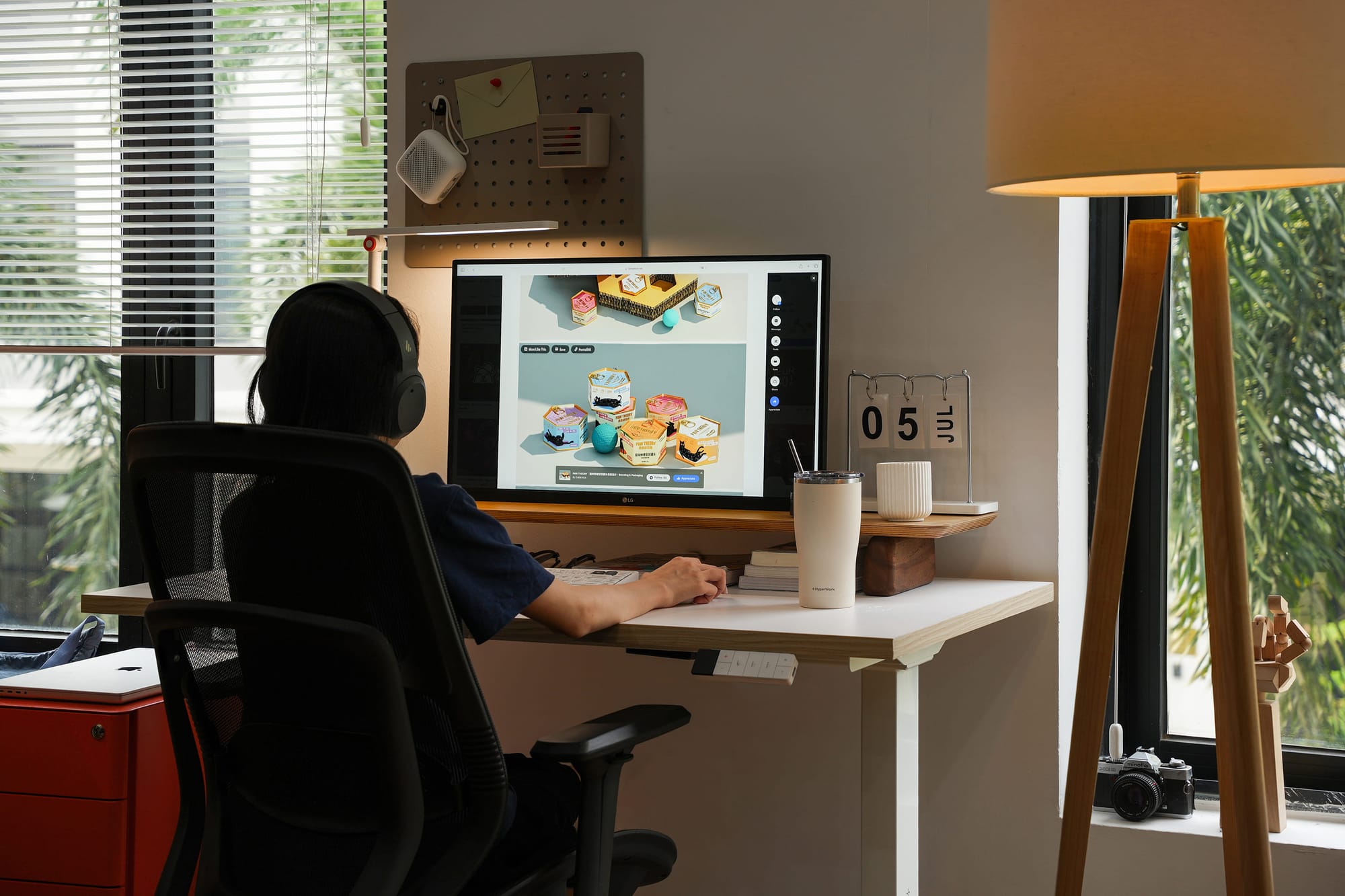 Bàn nâng hạ HyperWork Active